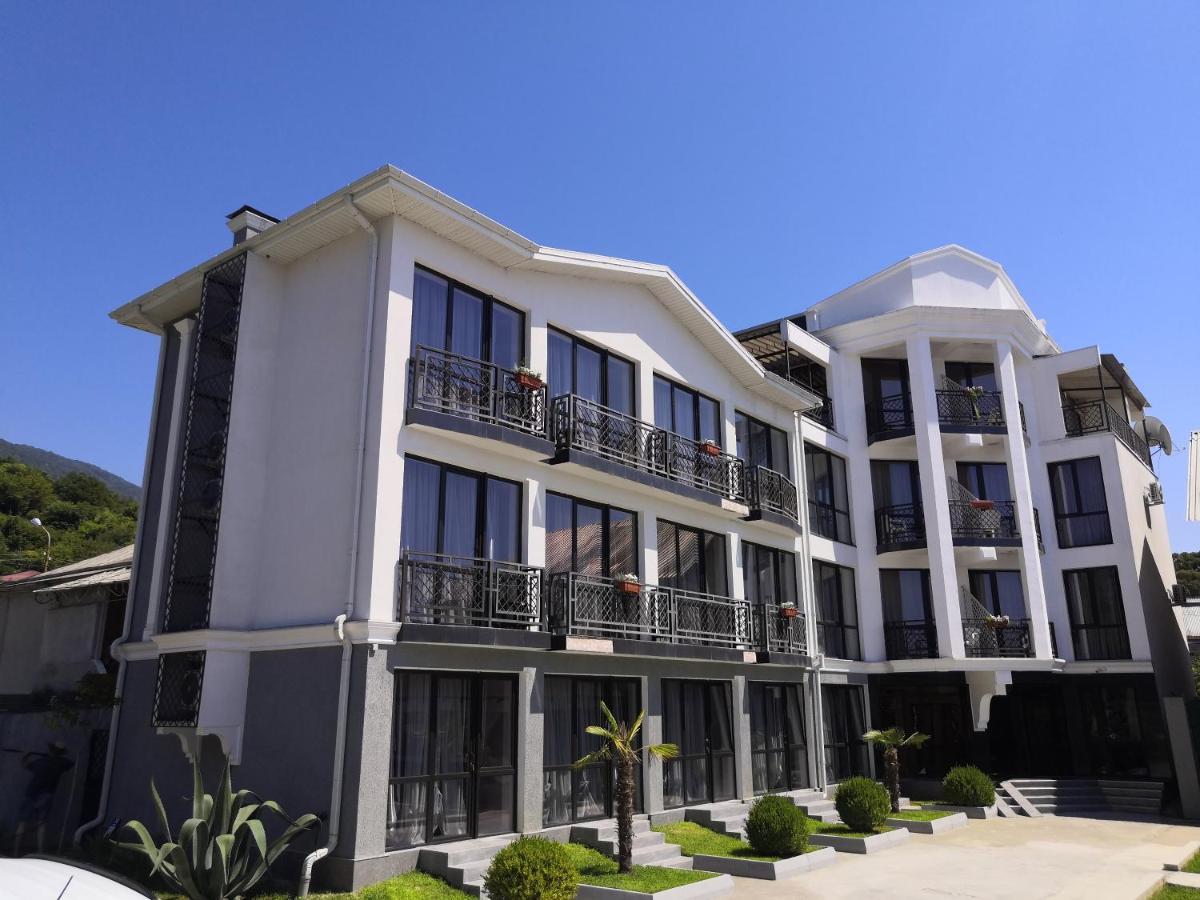 Gega Hotel Гагра Екстериор снимка