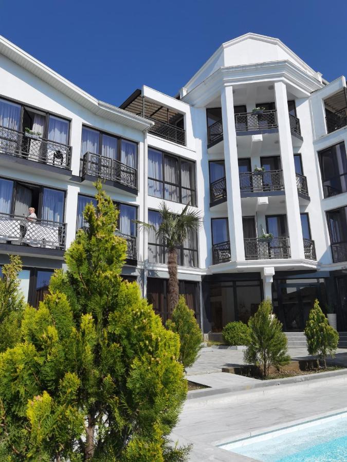 Gega Hotel Гагра Екстериор снимка