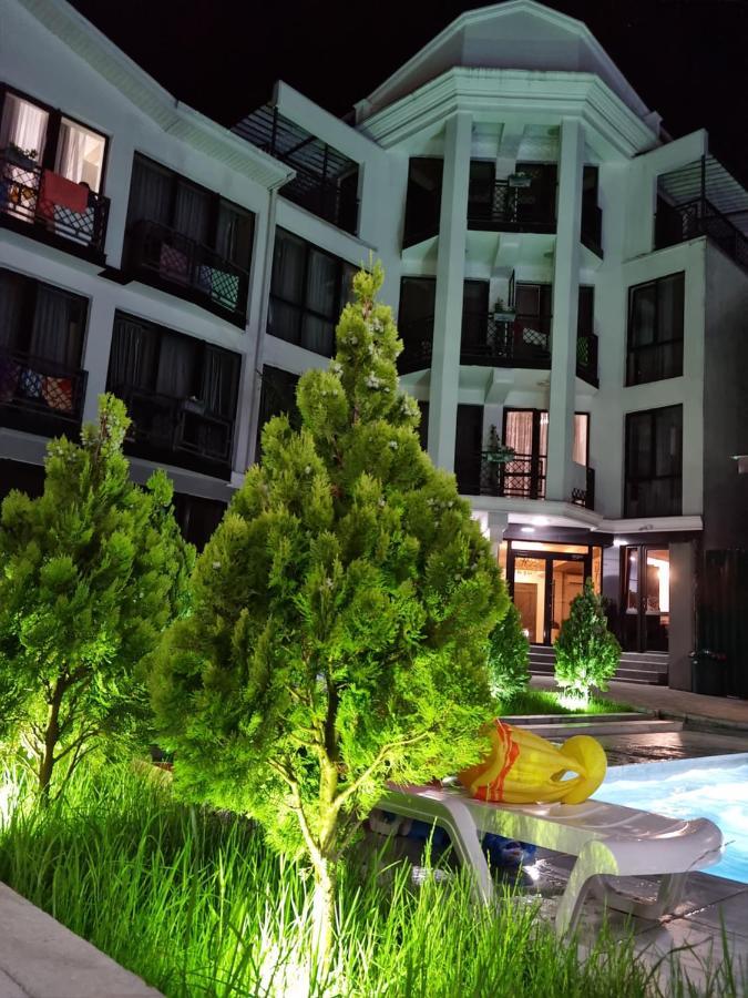 Gega Hotel Гагра Екстериор снимка
