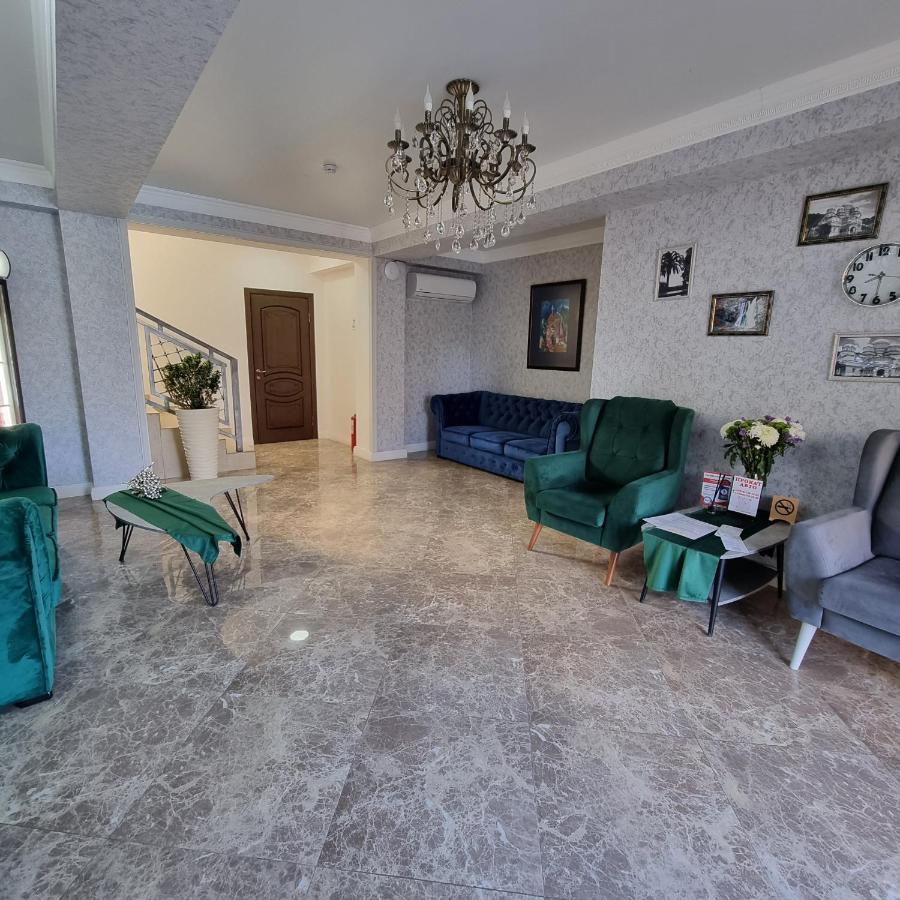 Gega Hotel Гагра Екстериор снимка