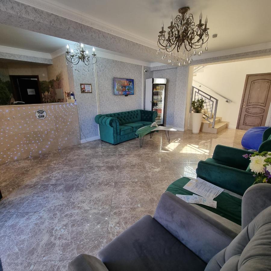 Gega Hotel Гагра Екстериор снимка