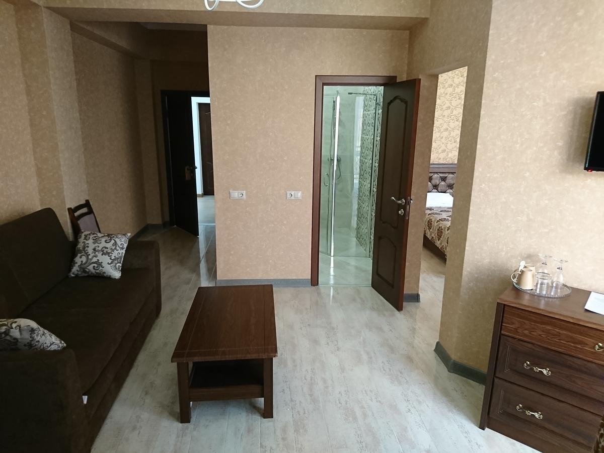 Gega Hotel Гагра Екстериор снимка