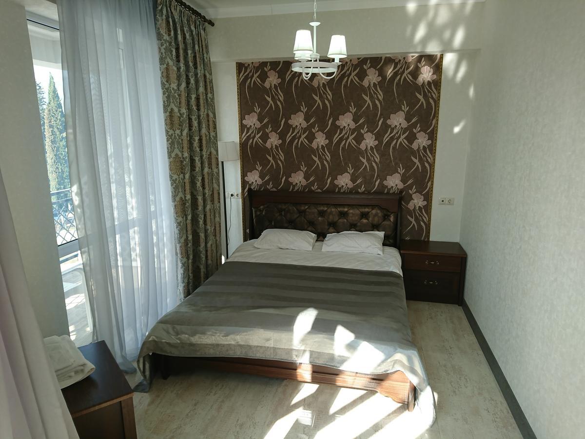 Gega Hotel Гагра Екстериор снимка